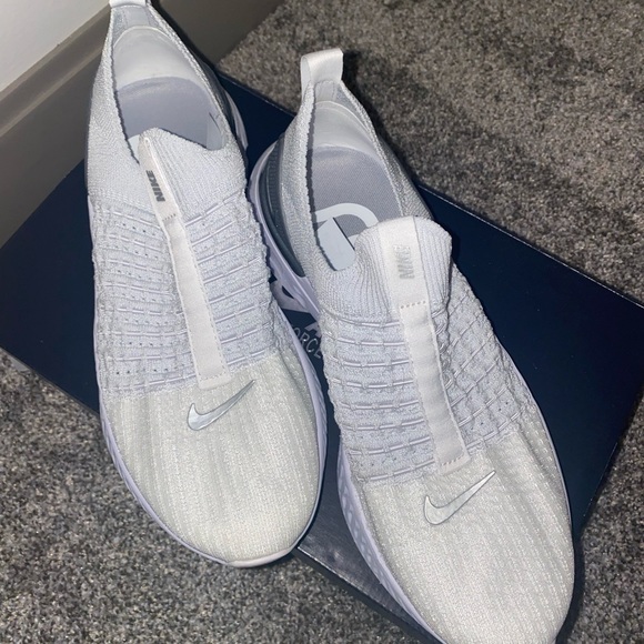 Nike React Phantom Flynit Running Shoes - Picture 4 of 6